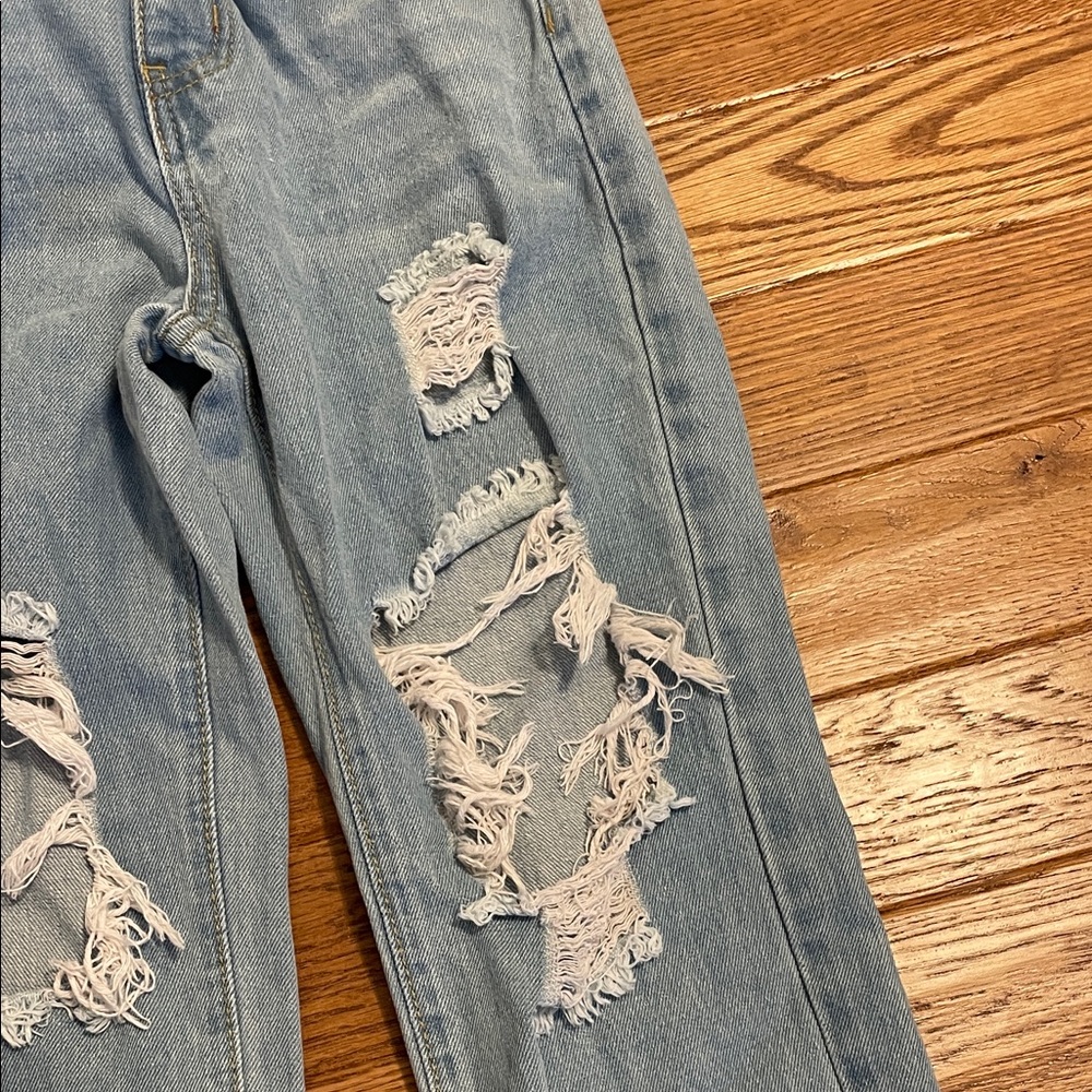 SHEIN Girls Light Blue Distressed Denim Pants - Picture 5 of 12